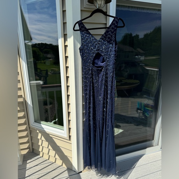 Adrianna Papell Formal Dress Stunning! Worn once.Navy Blue Sparkly Beading Sz 4. - Picture 3 of 5